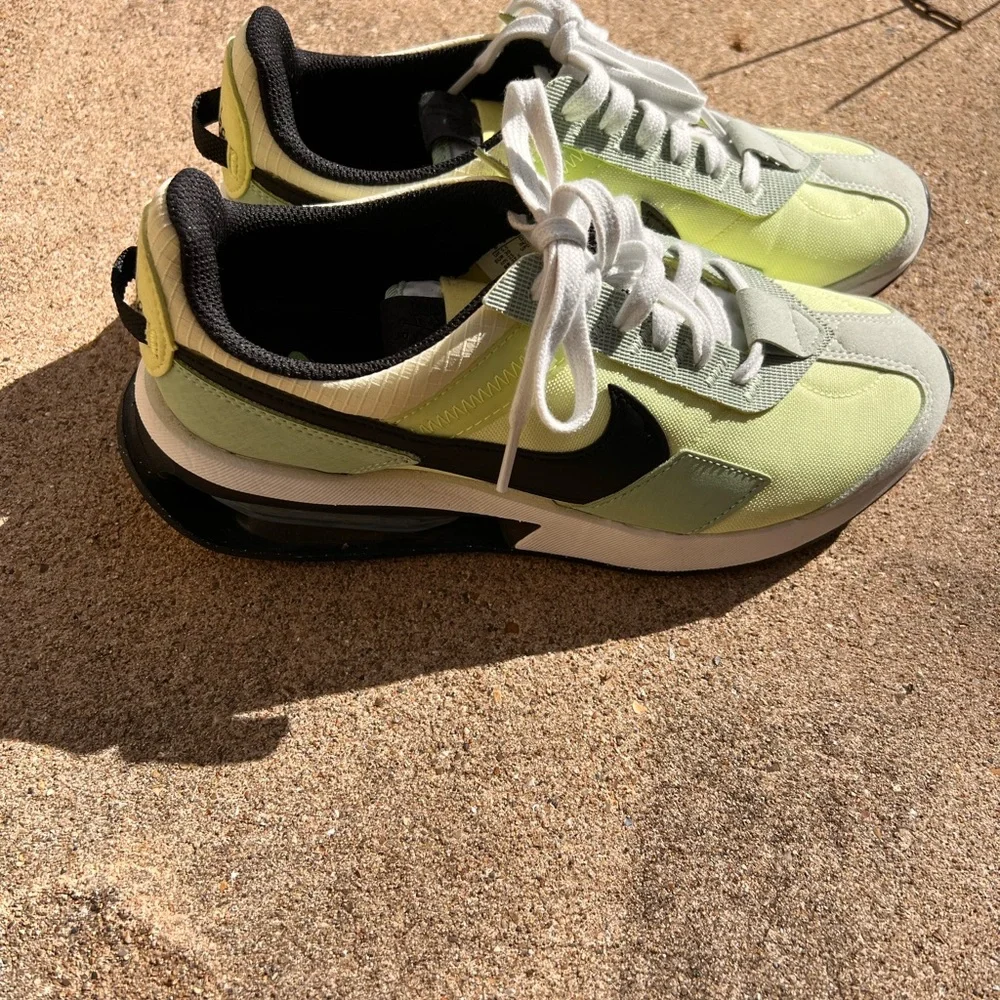Nike Air Max Pre-Day sneakers - Picture 3 of 6